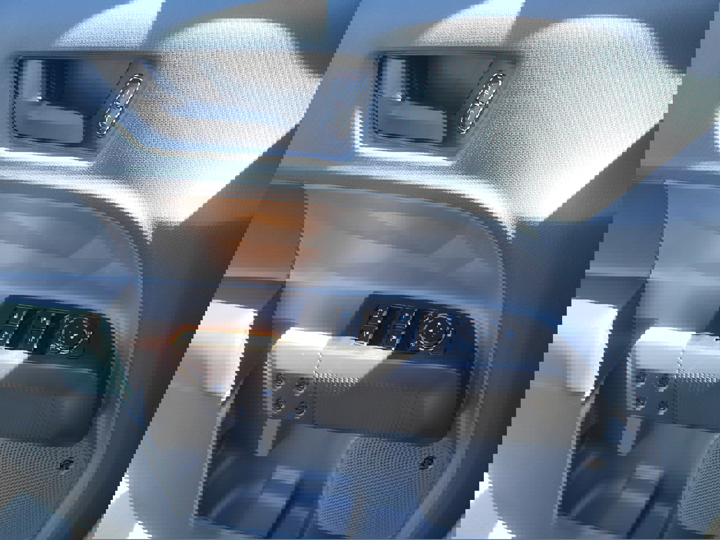 Used 2025 Ford Maverick Tremor image 12