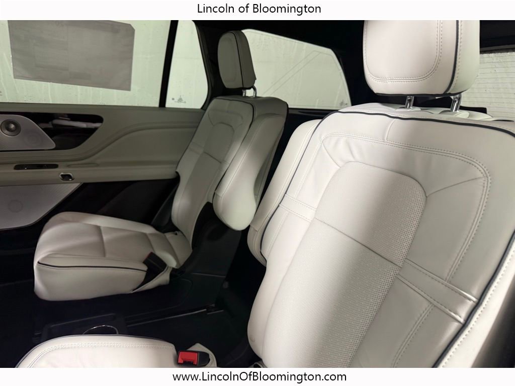 New 2026 Lincoln Aviator Black Label w/ Jet Appearance Package image 54