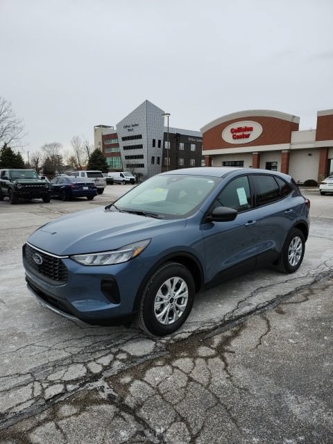 New 2026 Ford Escape Active w/ Tech Pack #1 AWD/4WD video 3