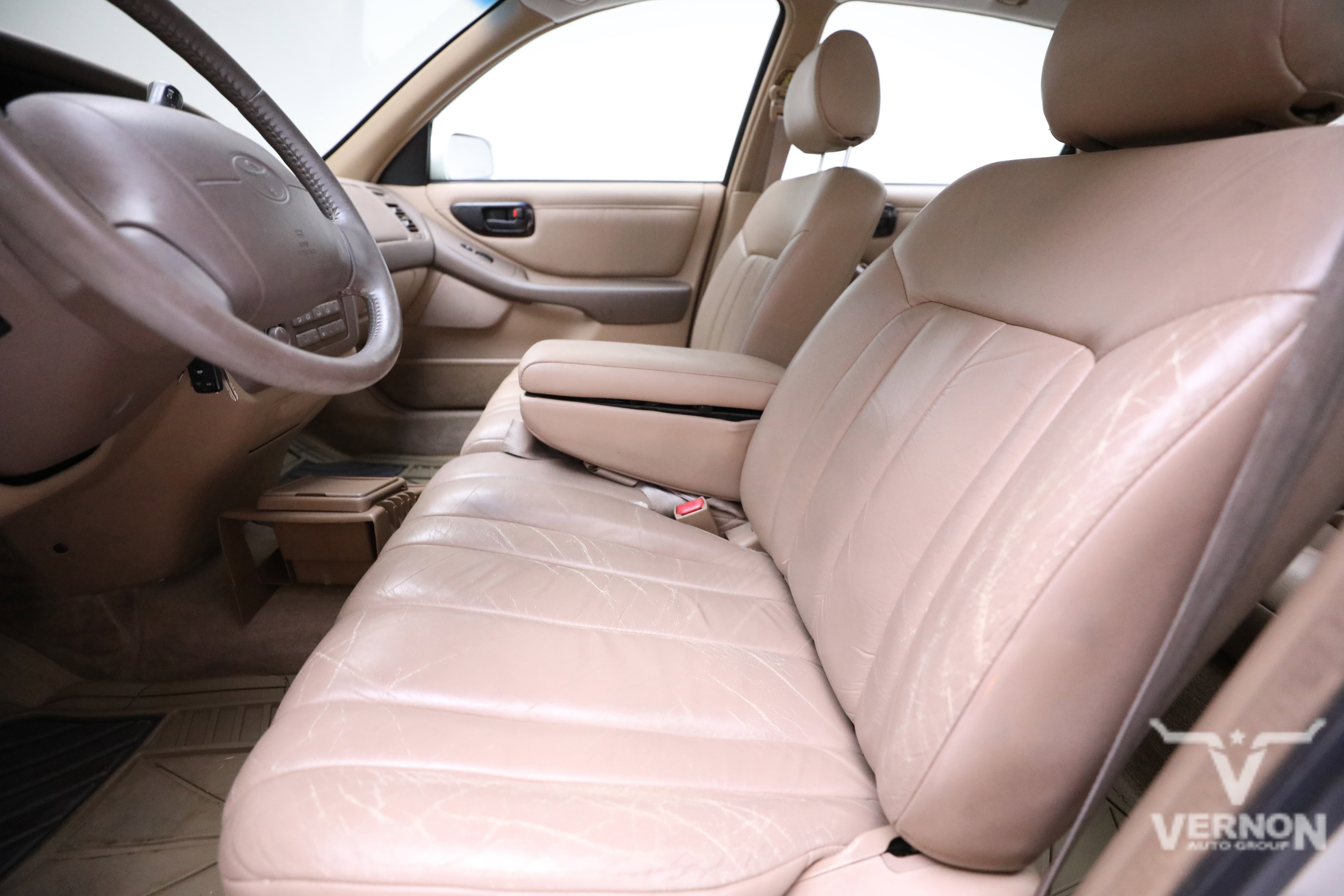 Used 1997 Toyota Avalon XL image 10