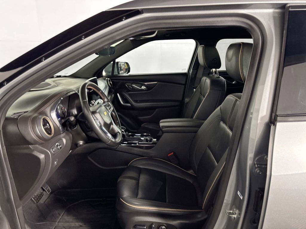 Used 2023 Chevrolet Blazer Premier w/ Driver Confidence II Package AWD/4WD image 11