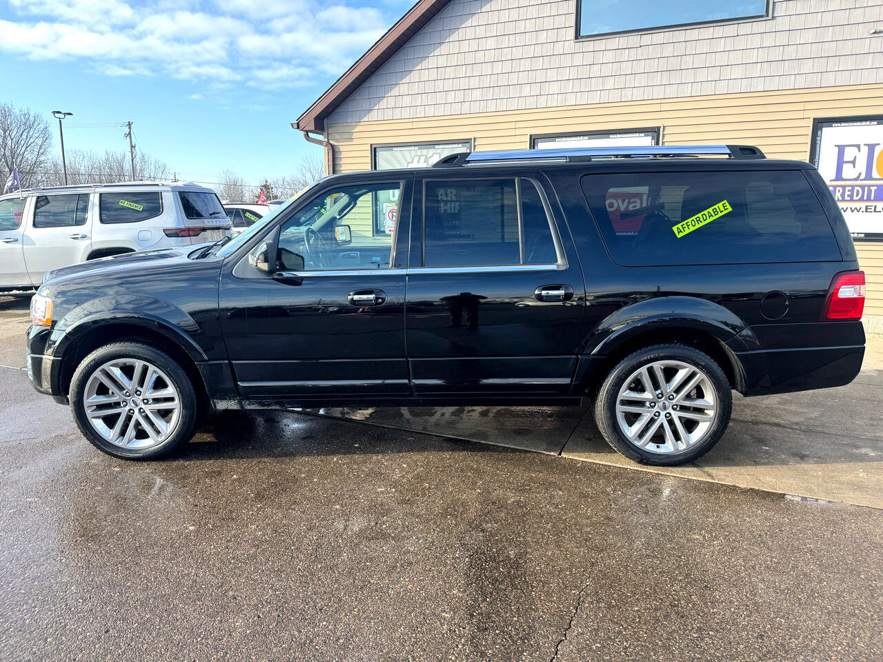 Used 2017 Ford Expedition EL Limited w/ Equipment Group 301A image 8