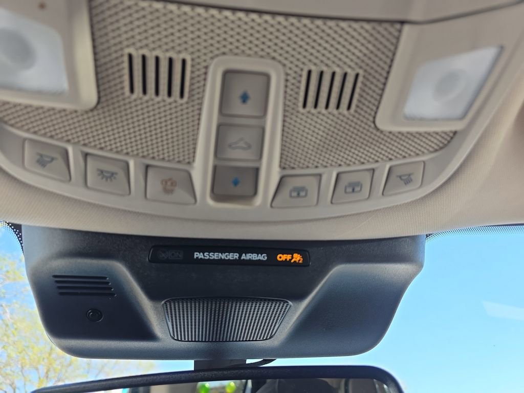 Used 2024 Ford Expedition Limited AWD/4WD image 22