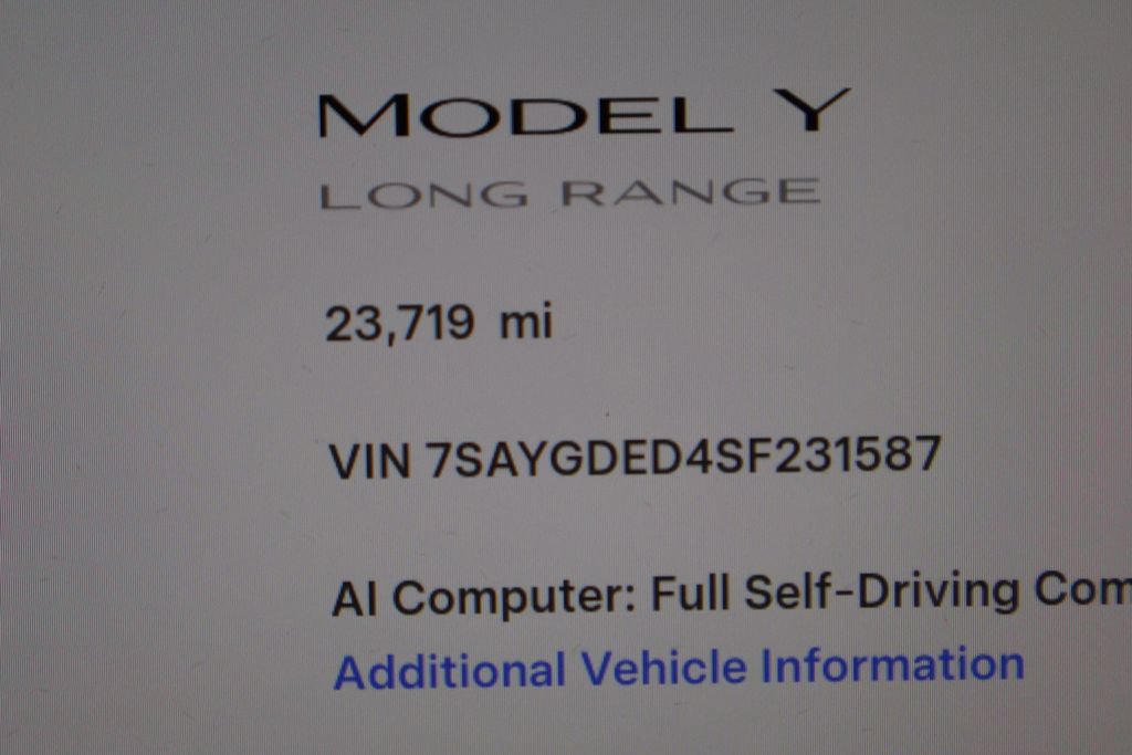 Used 2025 Tesla Model Y Long Range RWD image 25