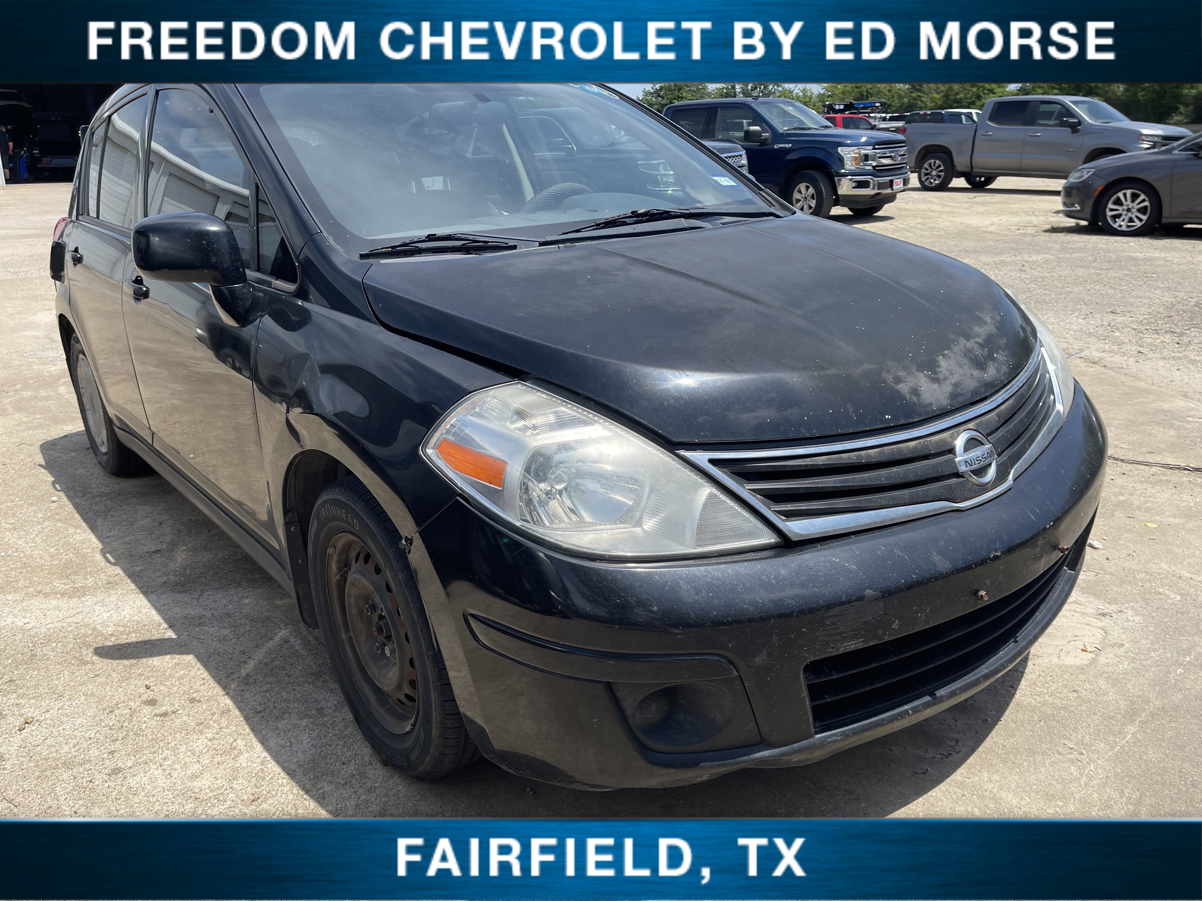 Used 2011 Nissan Versa 1.8 S w/ Plus Pkg FWD image 1
