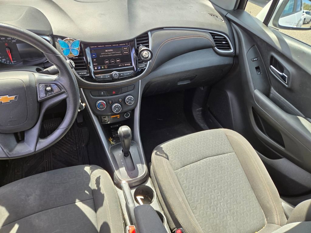 Used 2020 Chevrolet Trax LS w/ Tint and Cruise Package AWD/4WD image 8