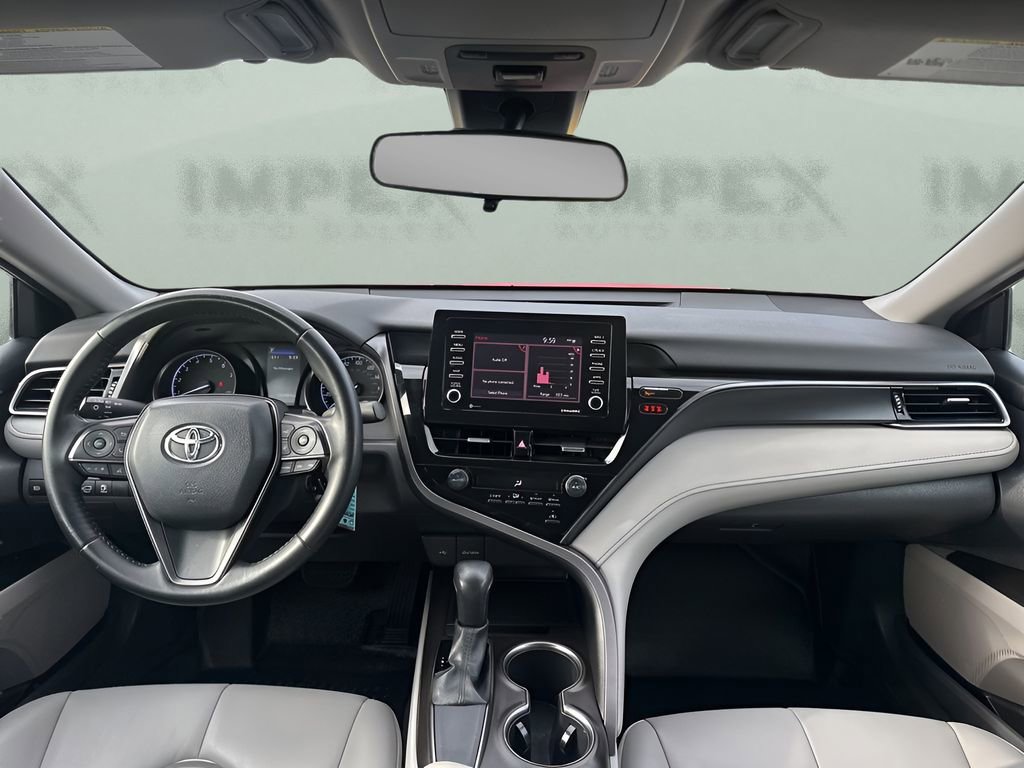Used 2021 Toyota Camry SE image 12