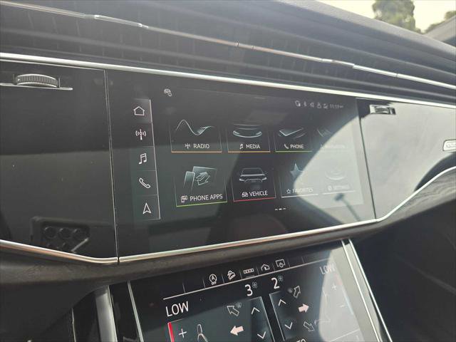 Used 2023 Audi Q7 2.0T Premium Plus w/ Premium Plus Package image 29