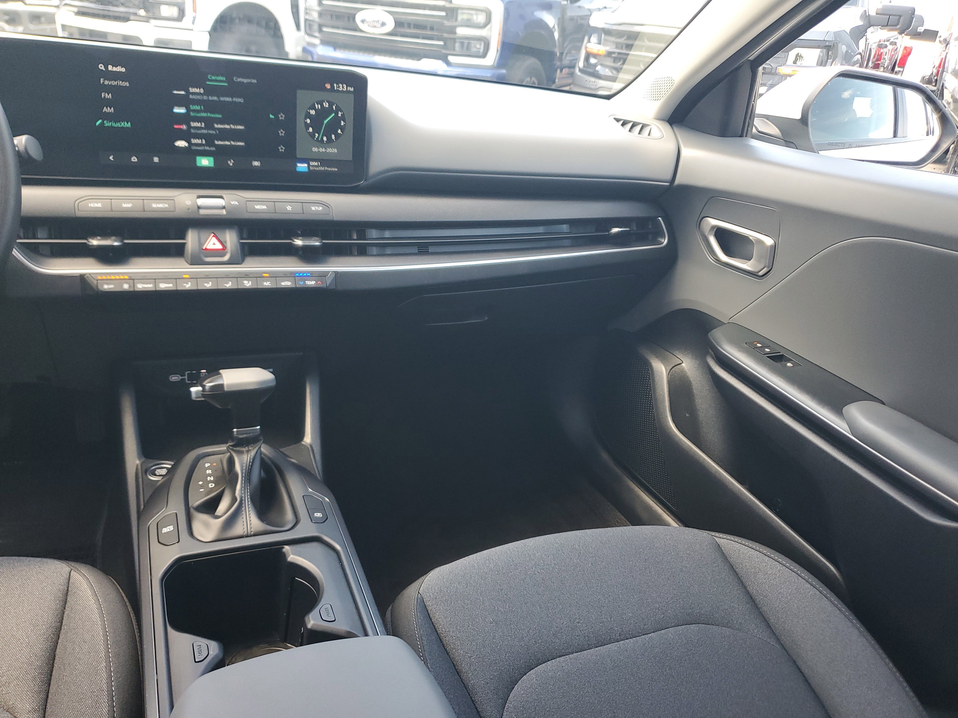 Used 2025 Kia K4 LXS image 15