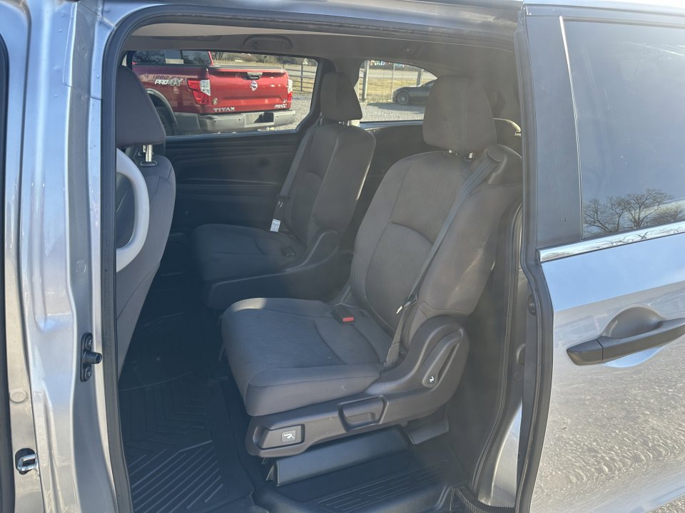 Used 2019 Honda Odyssey LX image 15