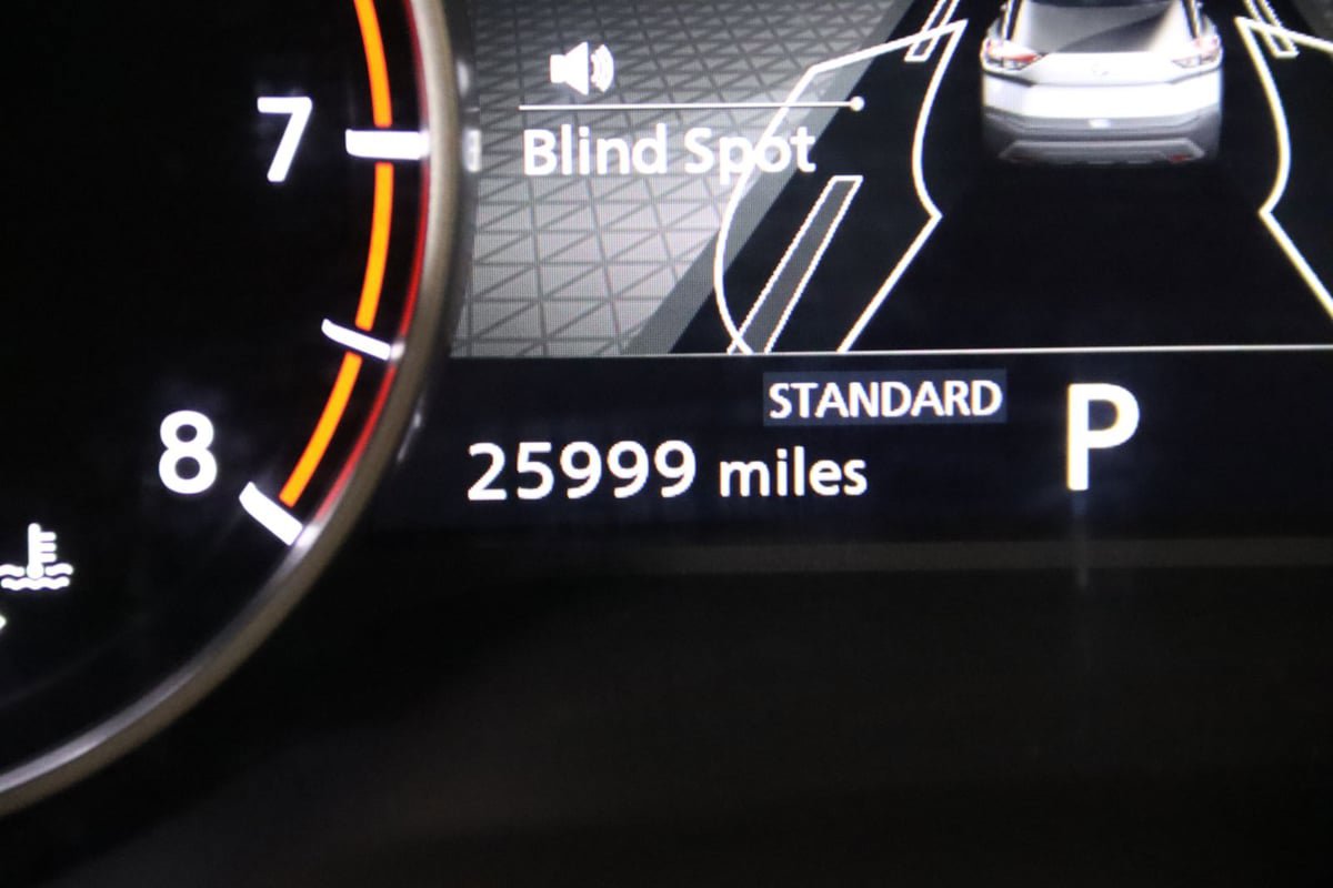 Used 2023 Nissan Rogue SL image 15
