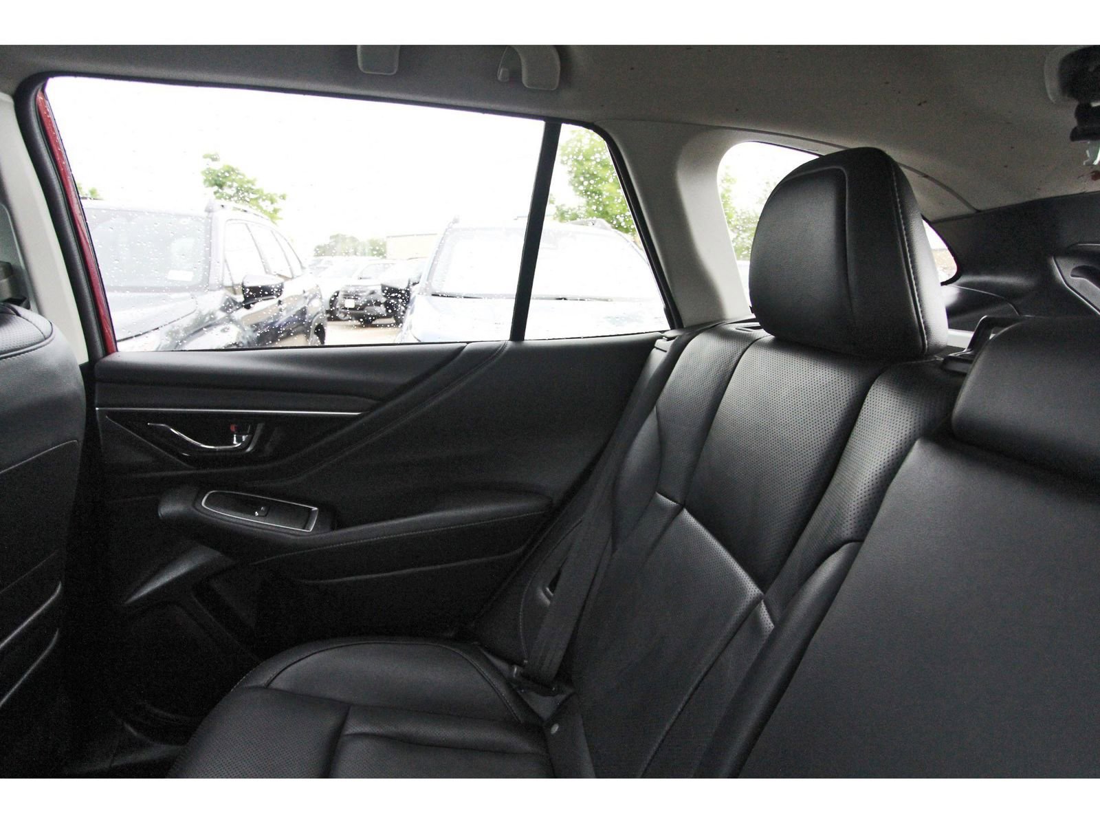 Used 2025 Subaru Outback Touring XT AWD/4WD image 11
