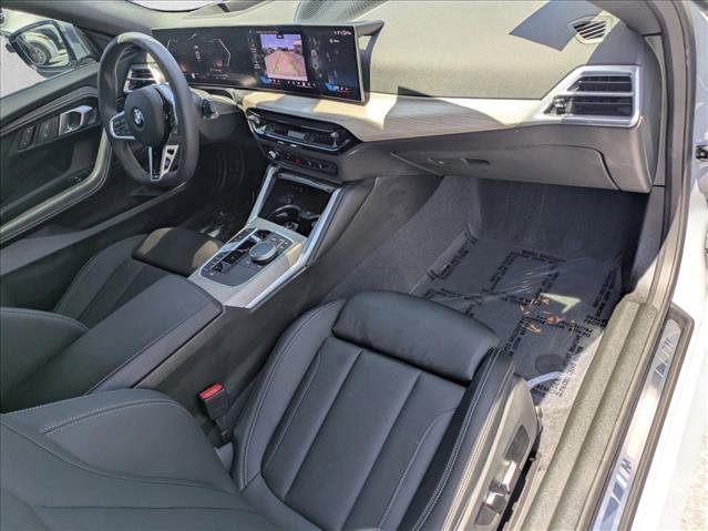 Used 2025 BMW 230i Coupe w/ M Sport Package RWD image 23