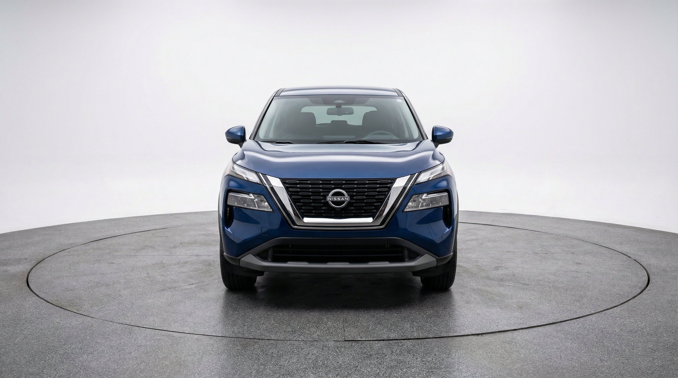 Used 2025 Nissan Rogue SV FWD image 2