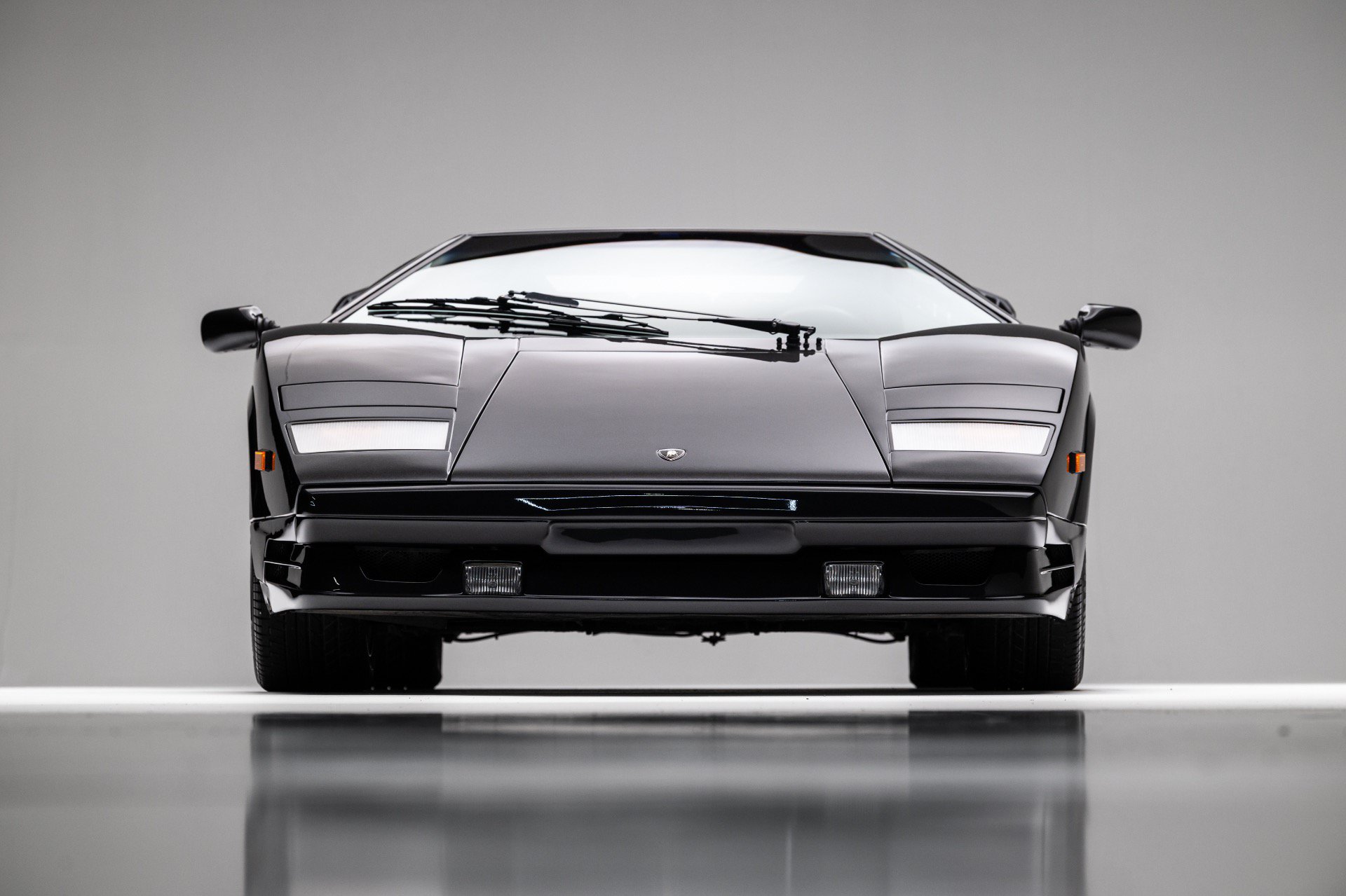Used 1989 Lamborghini Countach Coupe RWD image 12
