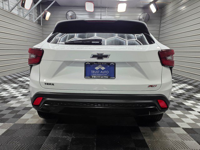 Used 2024 Chevrolet Trax RS w/ Driver Confidence Package FWD image 7