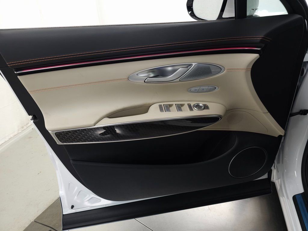 Used 2026 Genesis GV70 3.5T Sport Prestige image 10