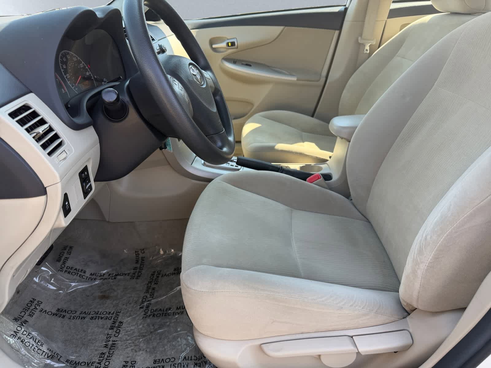 Used 2011 Toyota Corolla LE image 7
