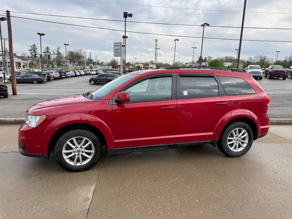 Used 2018 Dodge Journey SXT image 9