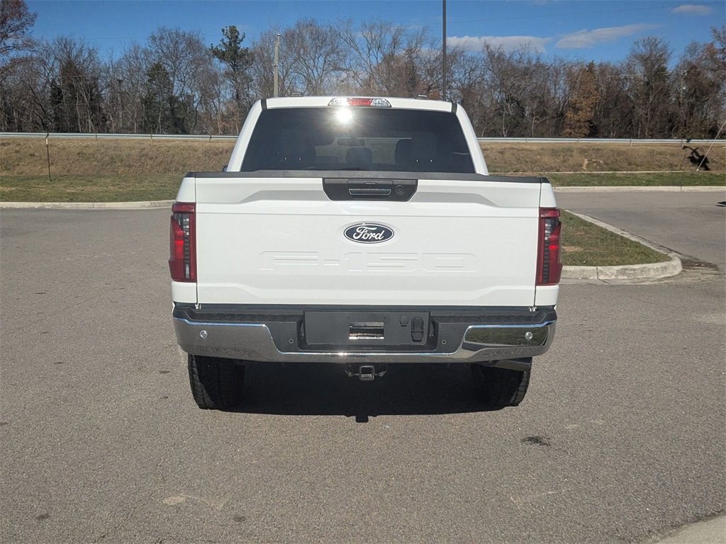 Used 2024 Ford F150 XLT w/ Tow/Haul Package image 4