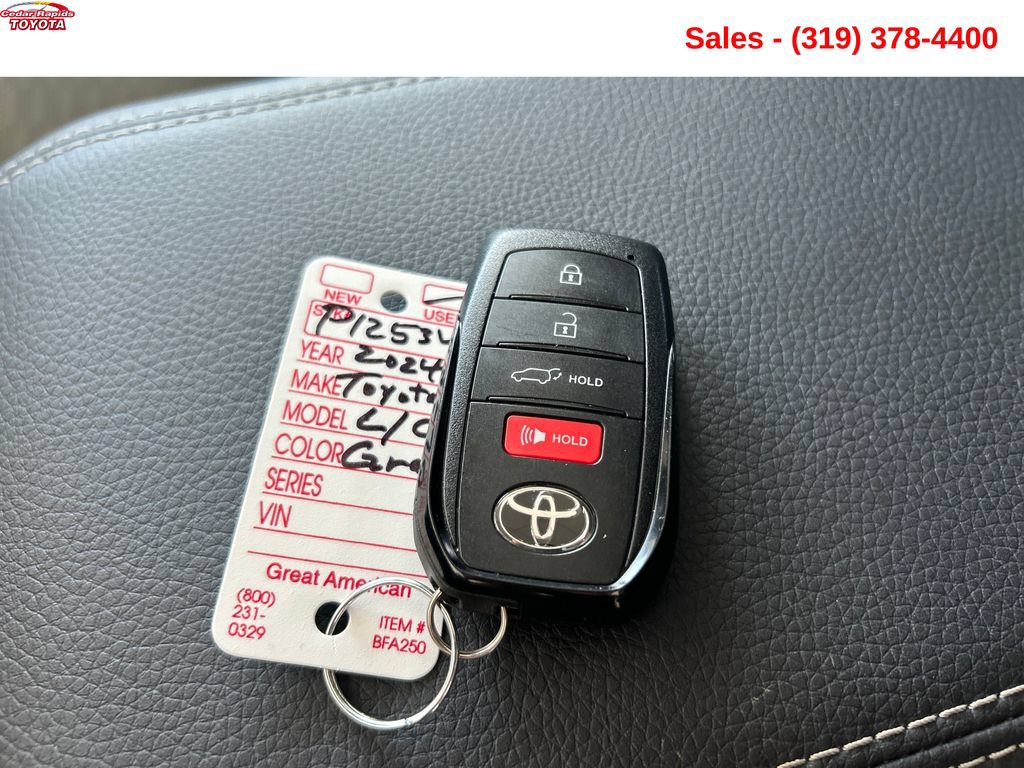 Used 2024 Toyota Land Cruiser AWD/4WD image 27