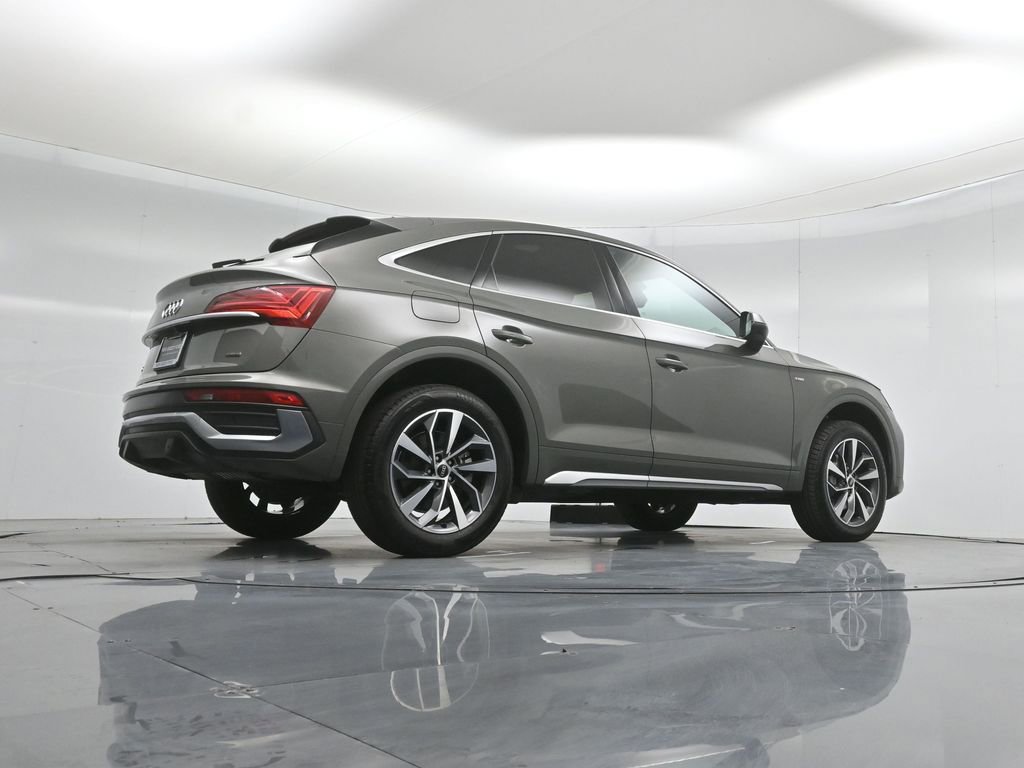 Used 2023 Audi Q5 2.0T Premium w/ Convenience Package image 52