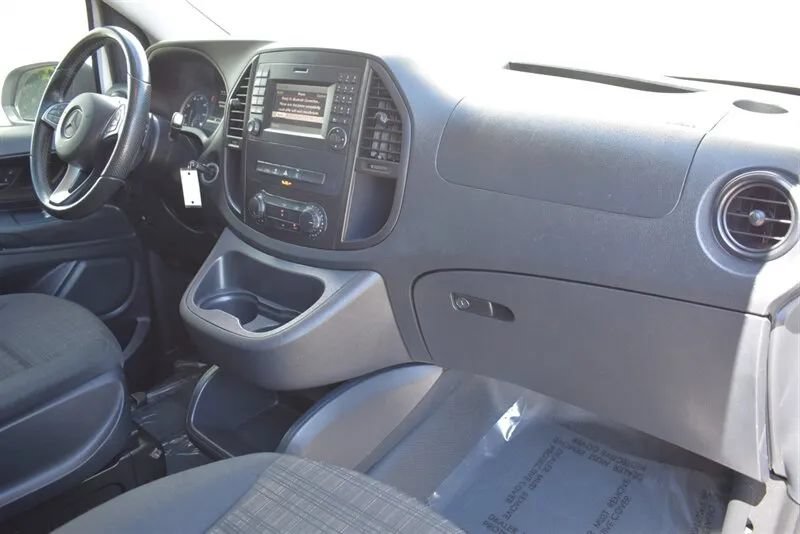 Used 2020 Mercedes-Benz Metris image 14