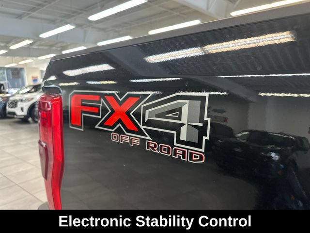 Used 2018 Ford F350 Lariat w/ Lariat Ultimate Package AWD/4WD image 7