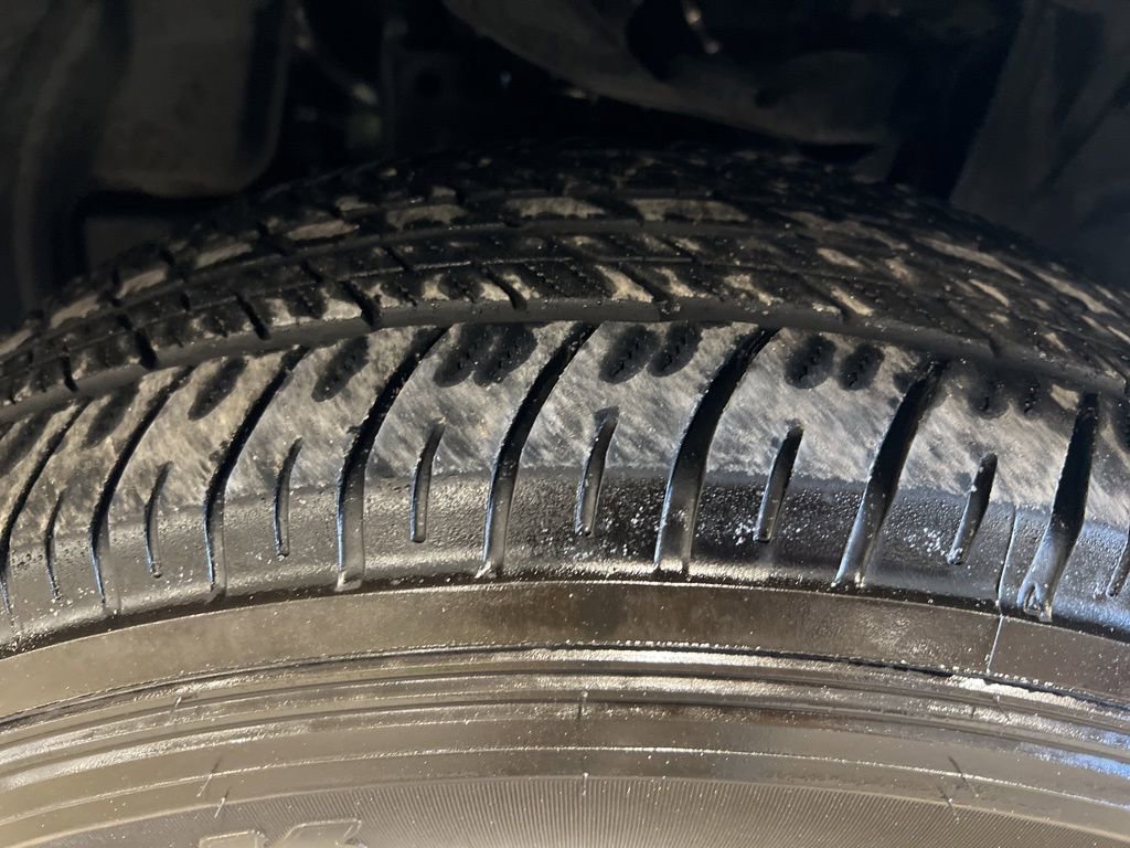 Certified 2024 Nissan Armada SV image 43