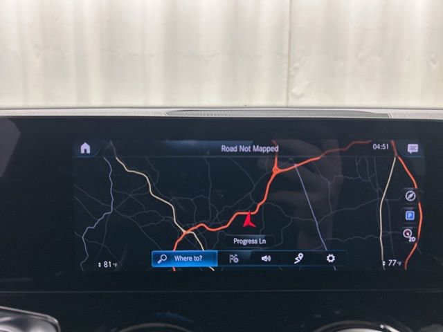 Used 2022 Mercedes-Benz GLB 250 4MATIC image 18