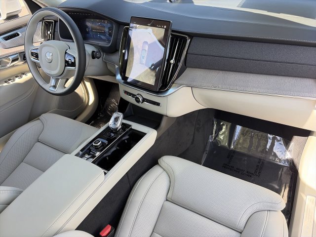 New 2027 Volvo XC90 T8 Ultra AWD/4WD image 13