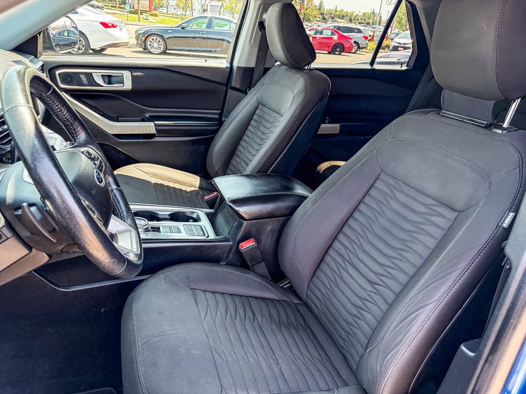 Used 2020 Ford Explorer XLT RWD image 37