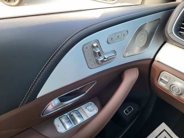 New 2025 Mercedes-Benz GLE 53 AMG 4MATIC Coupe image 28
