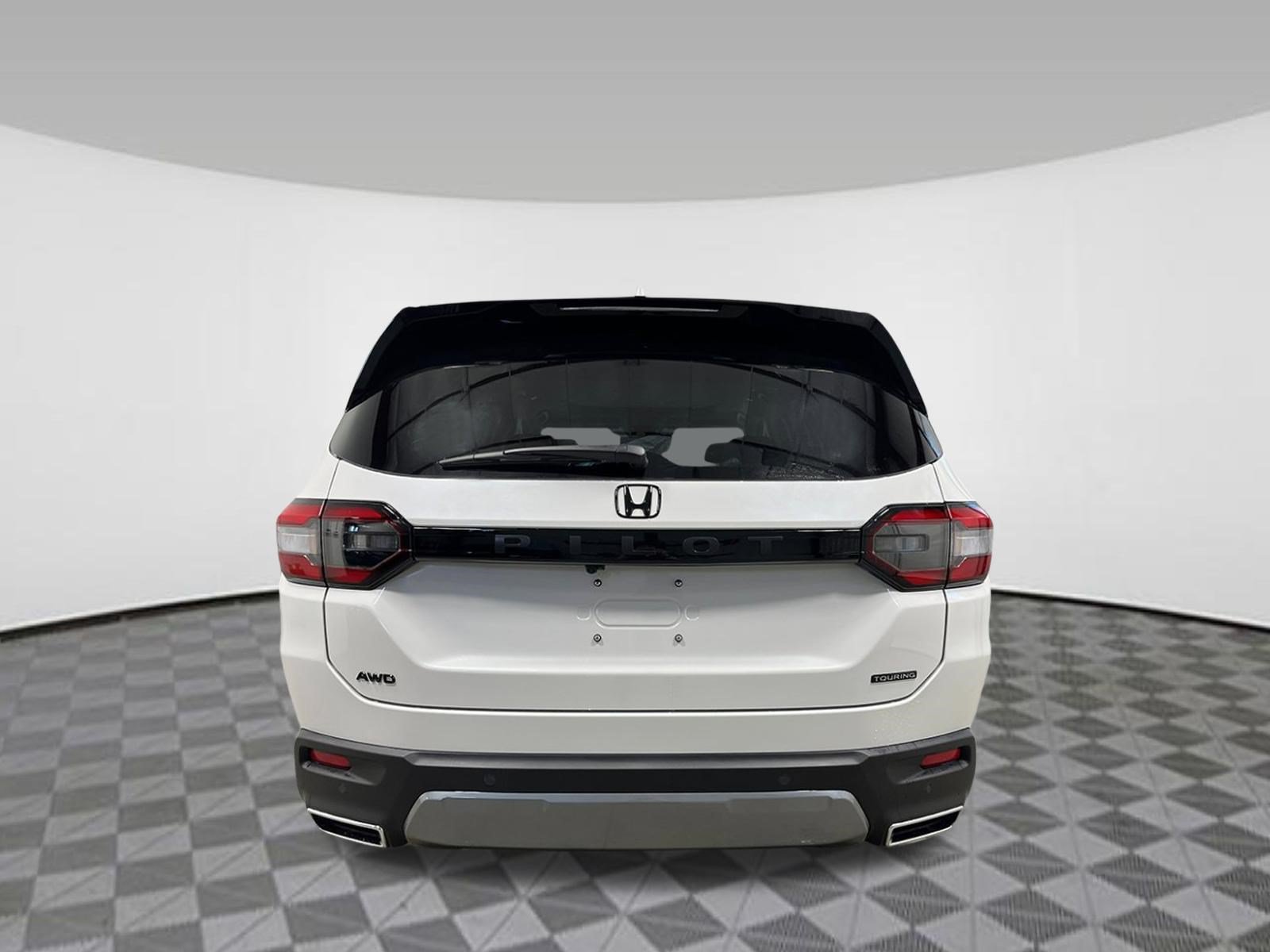 New 2026 Honda Pilot Touring image 5