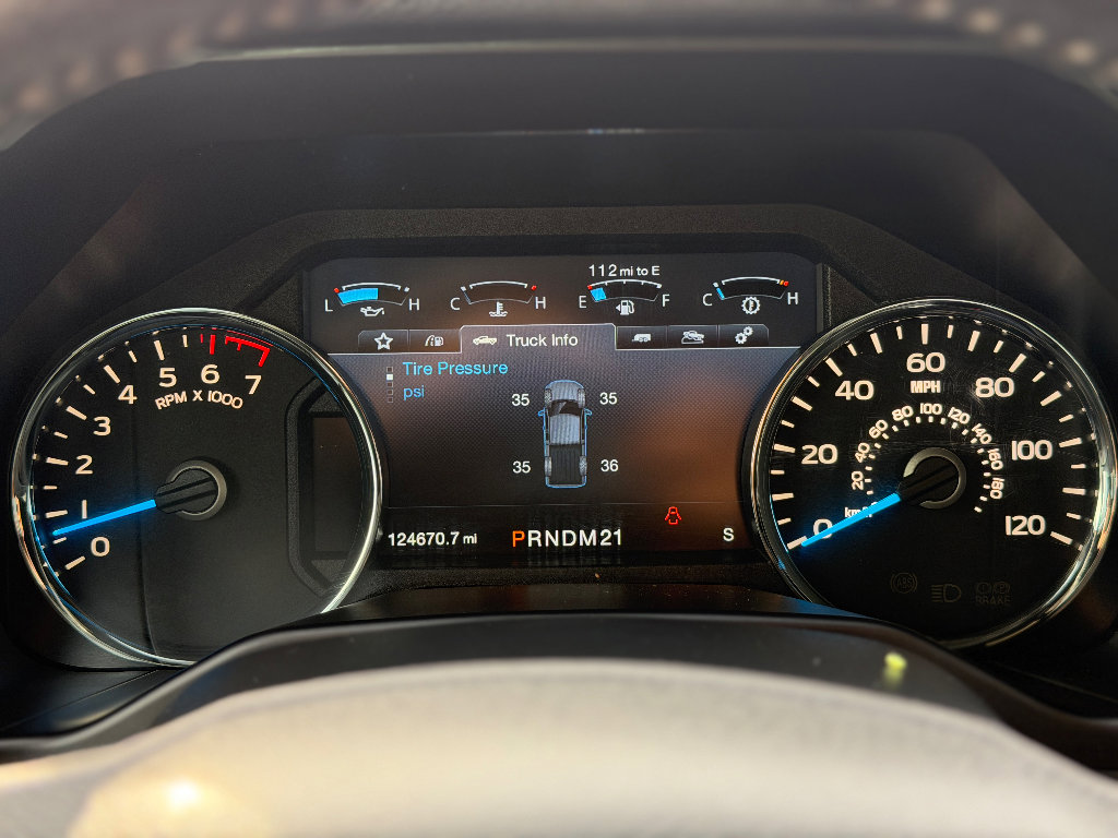 Used 2015 Ford F150 Lariat w/ Equipment Group 502A Luxury image 7