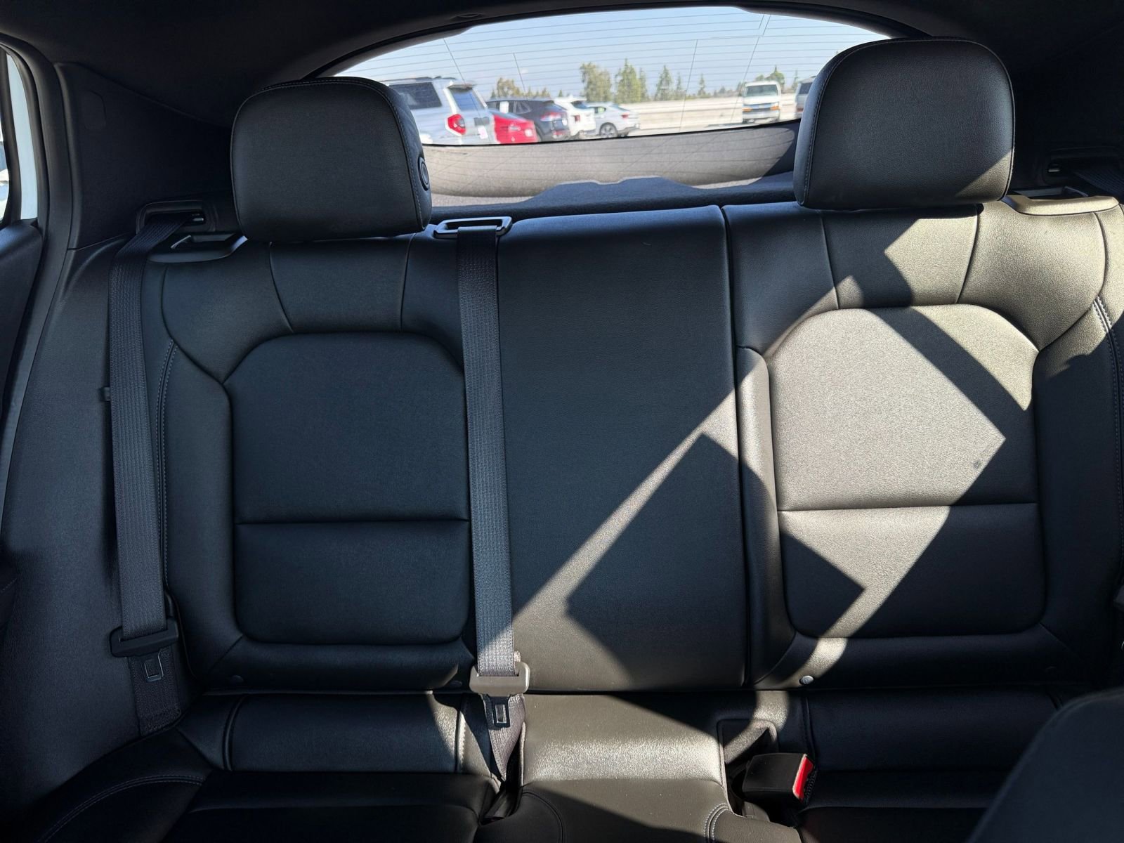 Used 2025 Buick Envista Sport Touring image 37