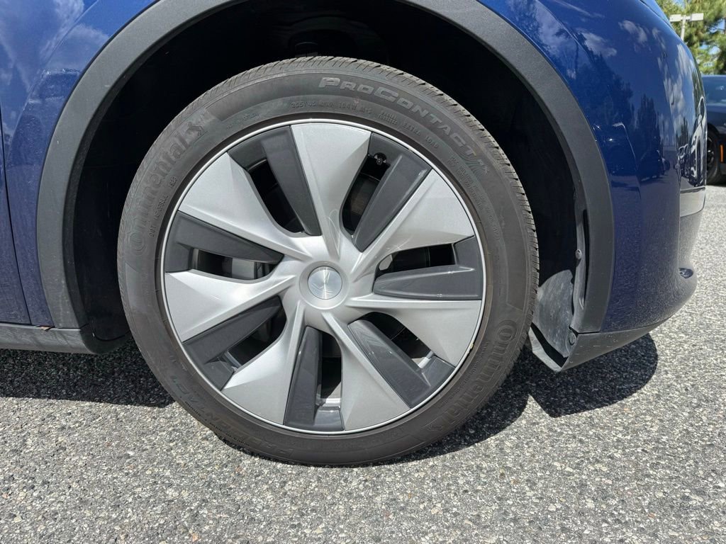 Used 2023 Tesla Model Y Long Range image 7