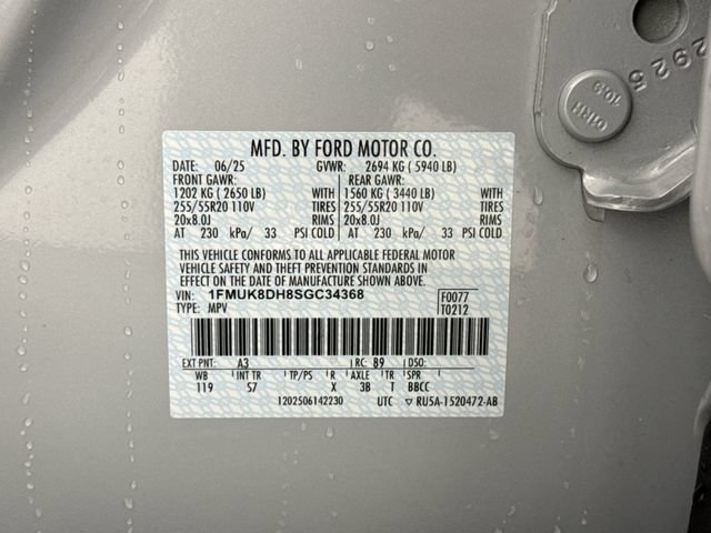 Used 2025 Ford Explorer Active w/ Active Comfort Package AWD/4WD image 28