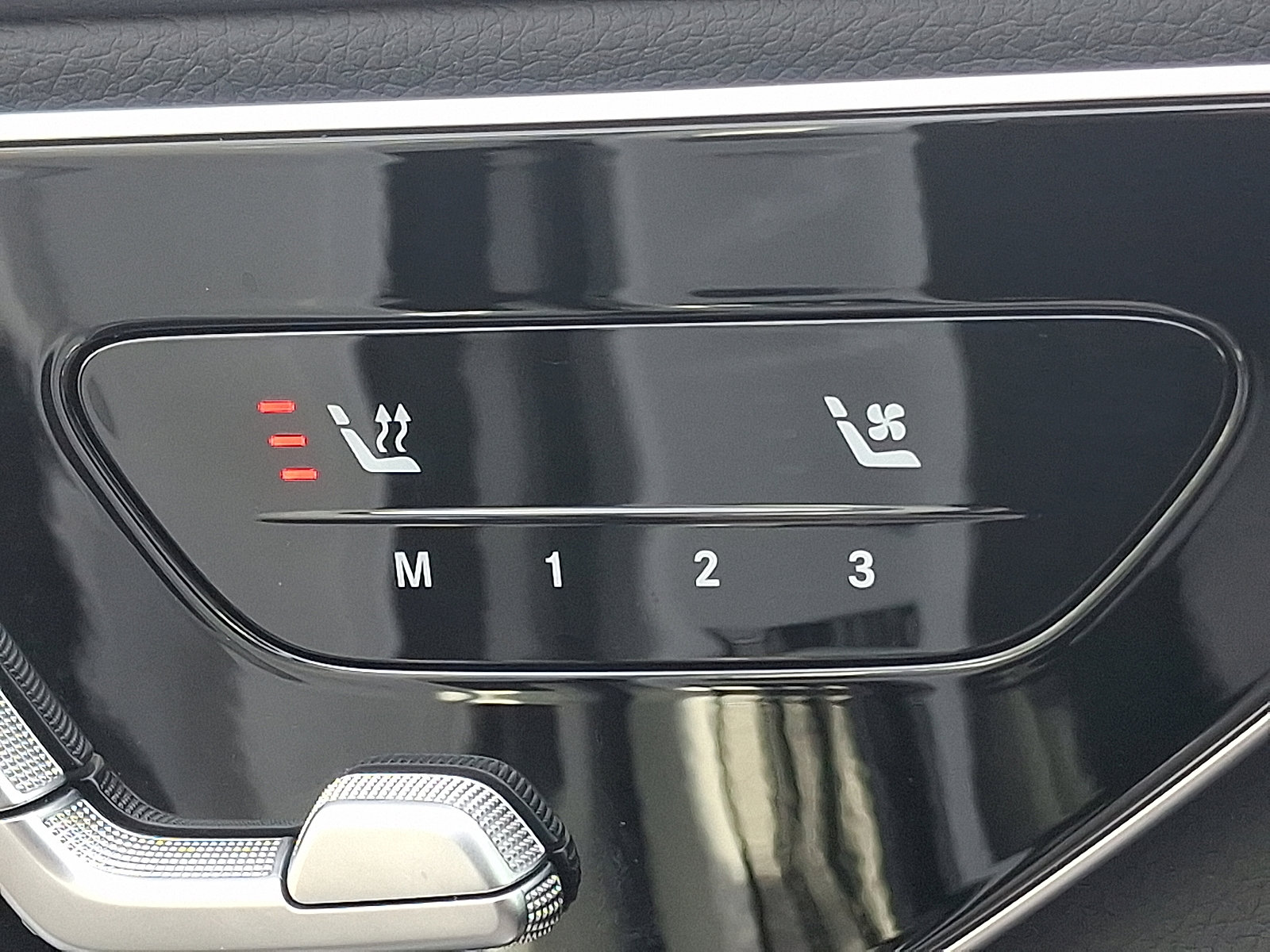 New 2026 Mercedes-Benz GLC 300 4MATIC image 19
