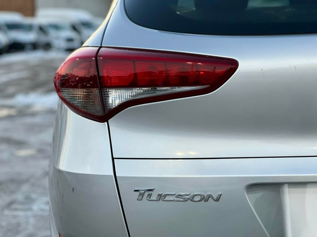 Used 2017 Hyundai Tucson SE Plus image 9