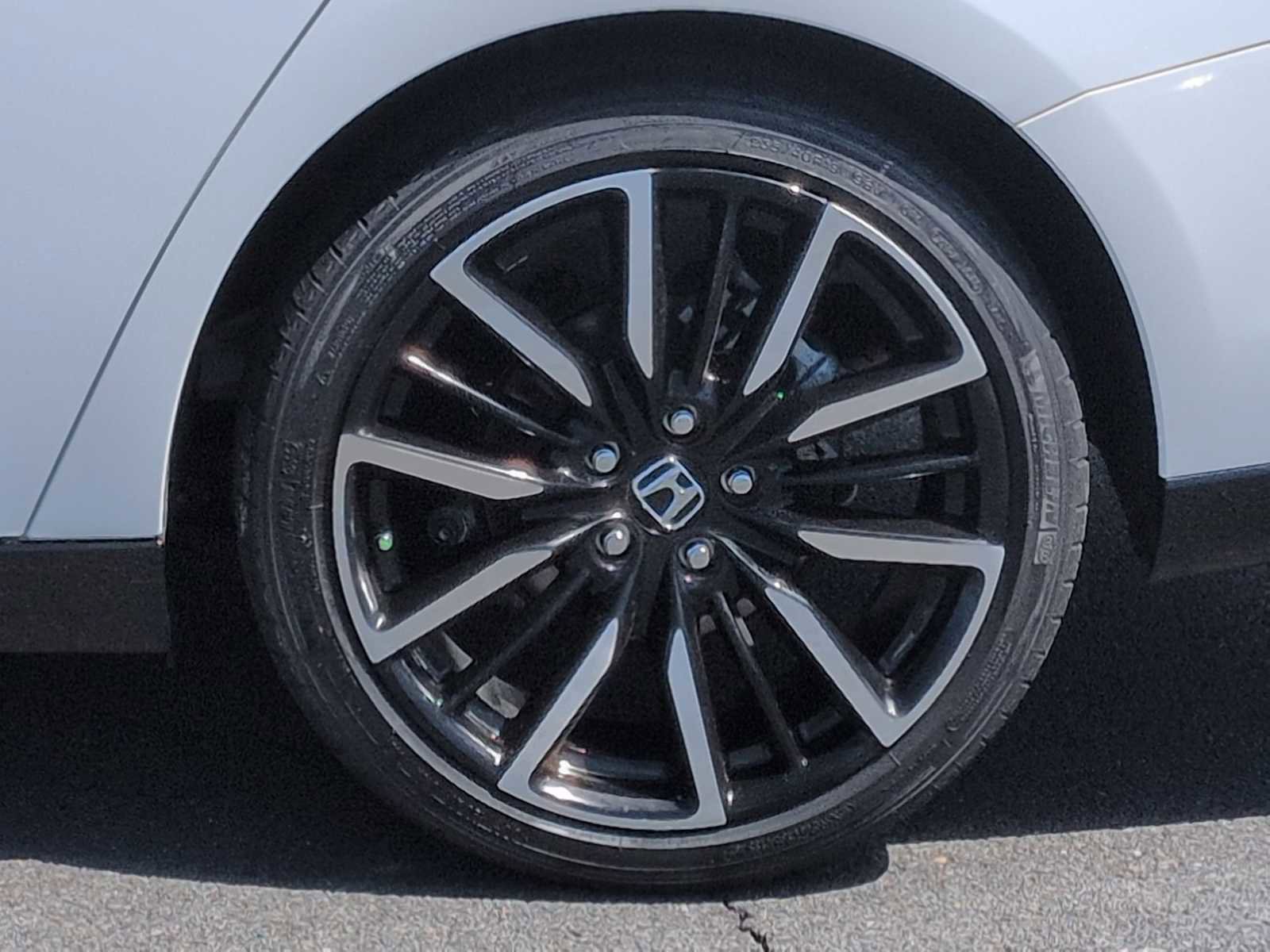 Used 2024 Honda Accord Touring image 14