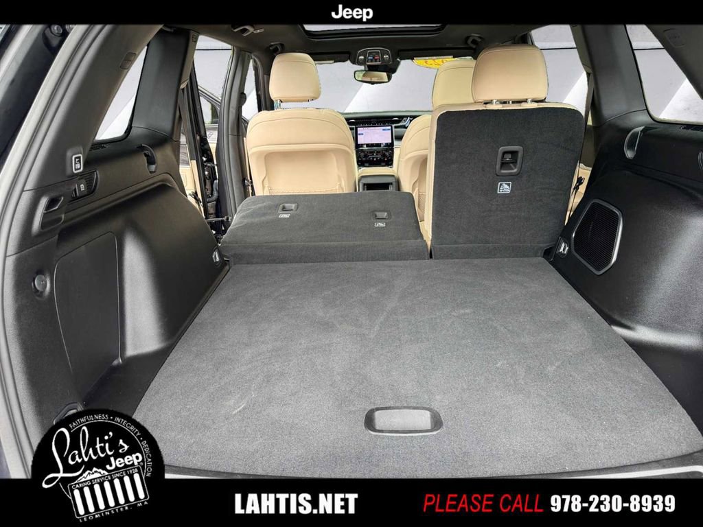 Certified 2023 Jeep Grand Cherokee 4WD 4xe image 17
