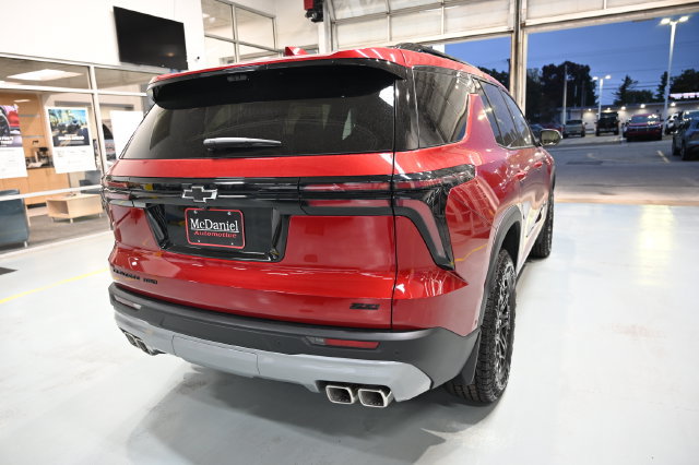New 2027 Chevrolet Traverse Z71 w/ Enhanced Driving Package AWD/4WD image 5