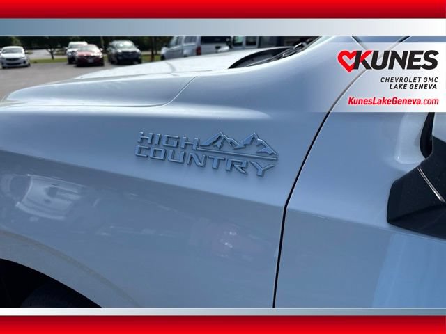 New 2026 Chevrolet Suburban High Country w/ Sun And Tow Package AWD/4WD image 7