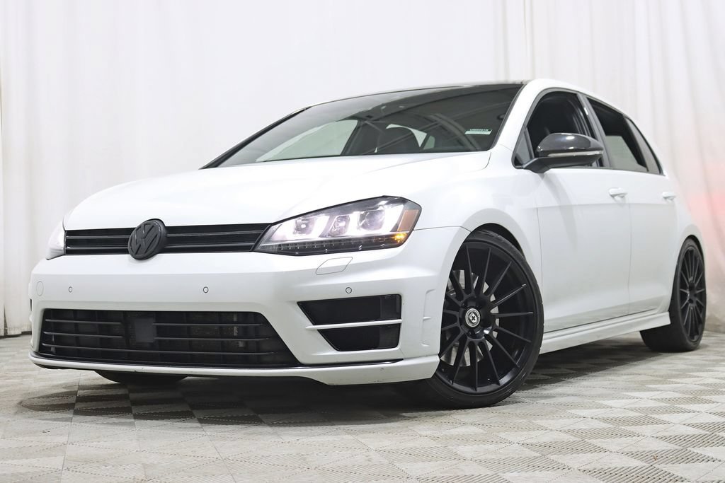 Used 2017 Volkswagen Golf R 4-Door AWD/4WD image 6