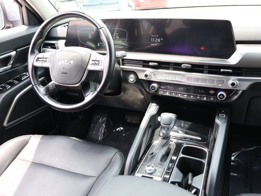 Used 2023 Kia Telluride S AWD/4WD image 13