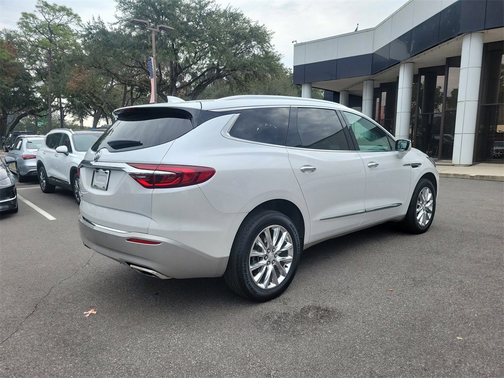 Used 2021 Buick Enclave Essence w/ Sound and Sites Package image 6
