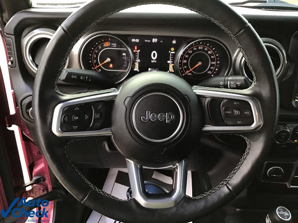 Used 2022 Jeep Wrangler Unlimited Sahara w/ Cold Weather Group image 27