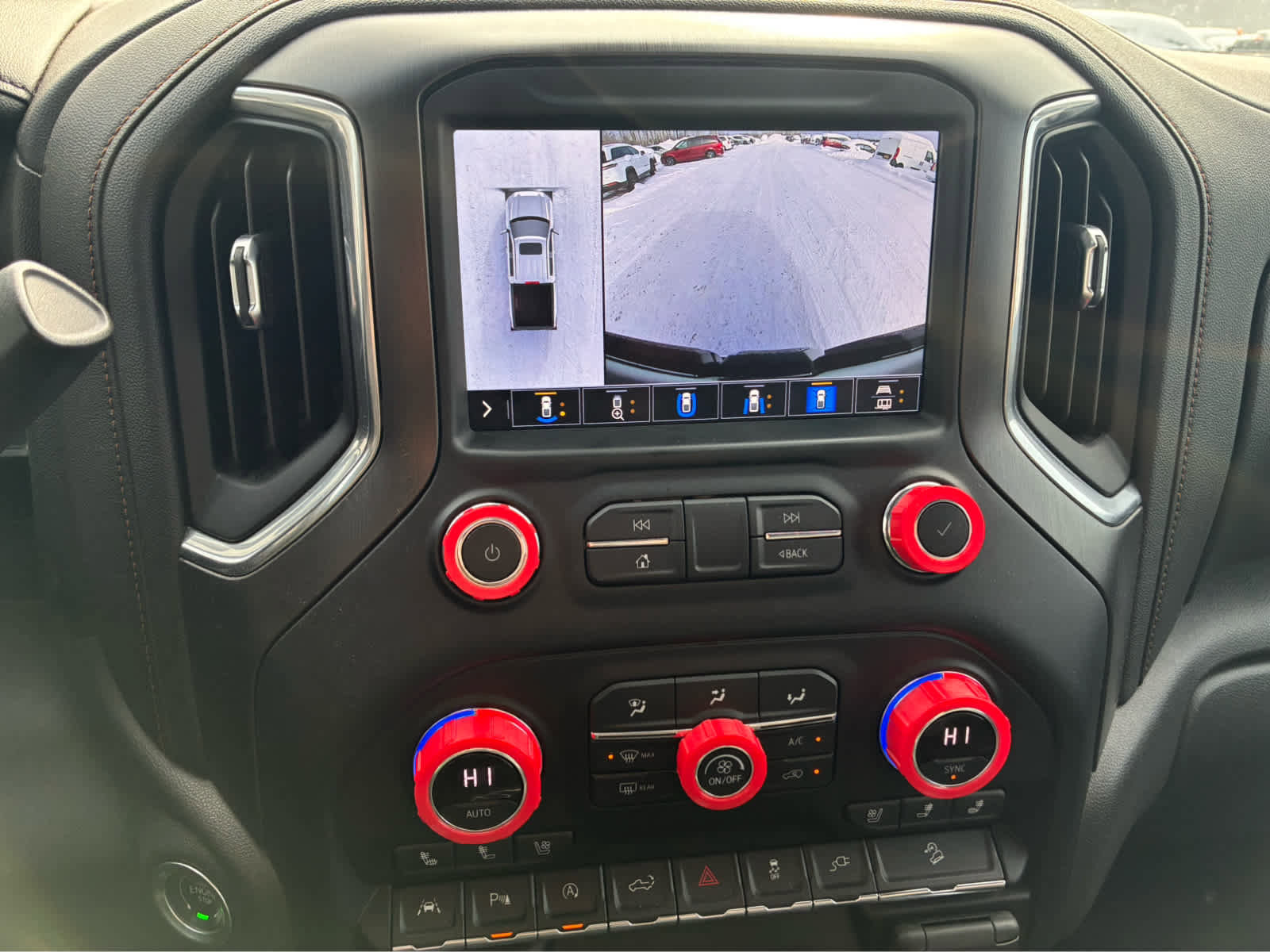 Used 2021 GMC Sierra 1500 AT4 w/ AT4 Premium Package image 23