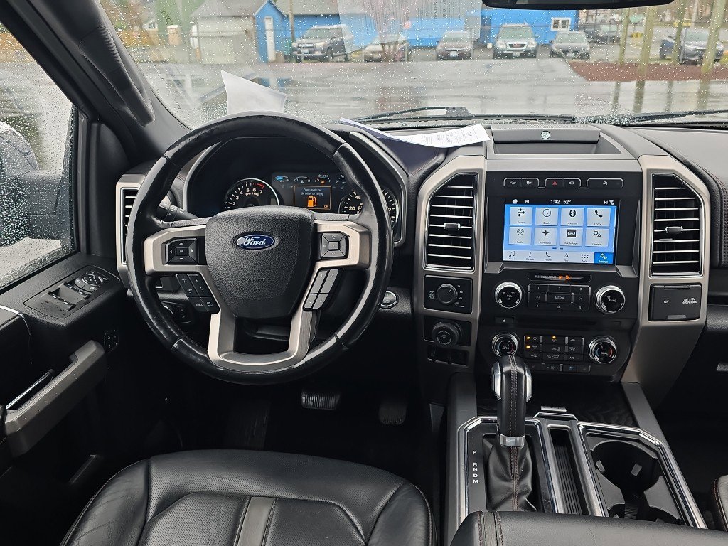 Used 2018 Ford F150 Platinum w/ Equipment Group 701A Luxury image 23